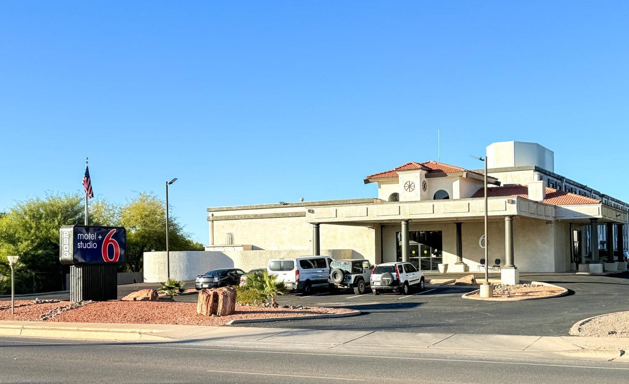 Motel 6 Tucson, Az Airport Kino Sports Complex Exterior foto